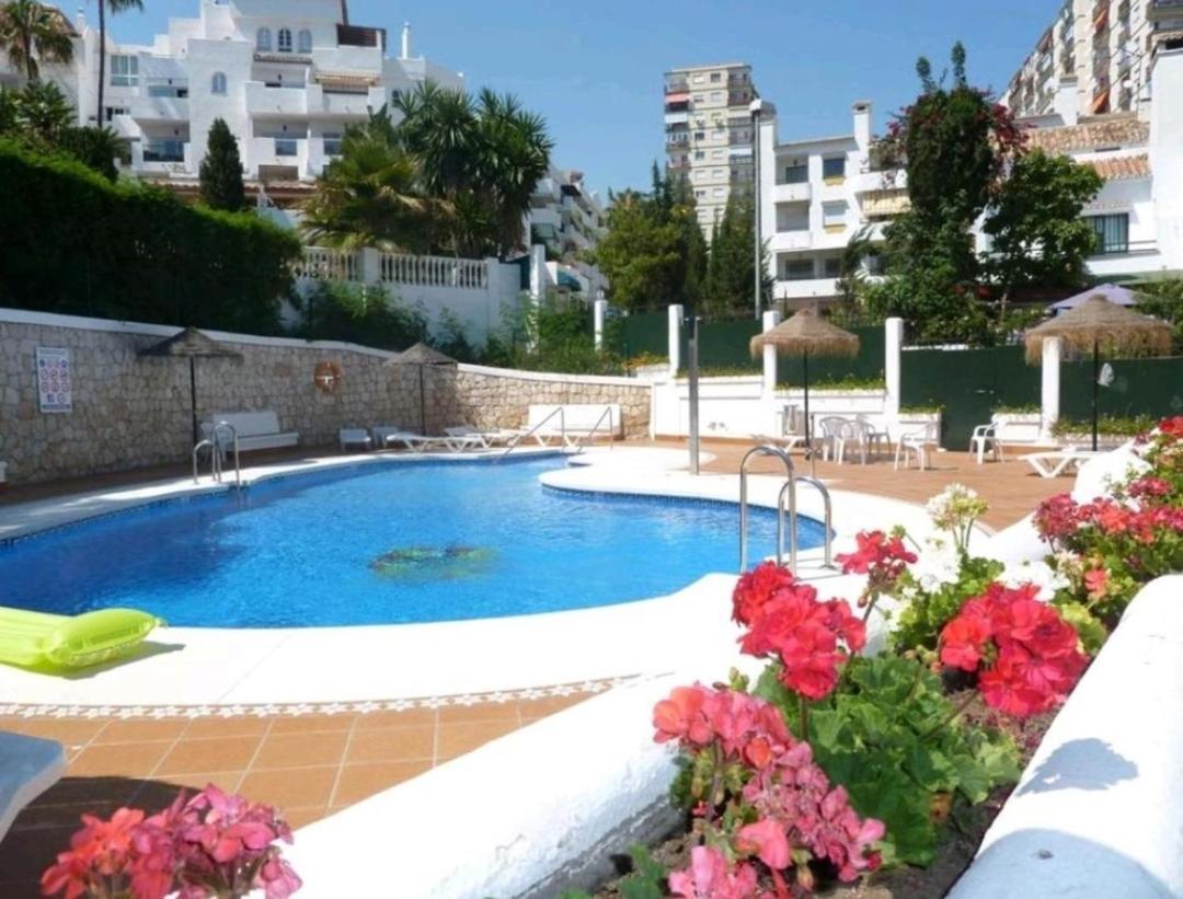 Apartamento Cerca Del Mar Con Piscina Y Parking. Benalmádena Exterior foto